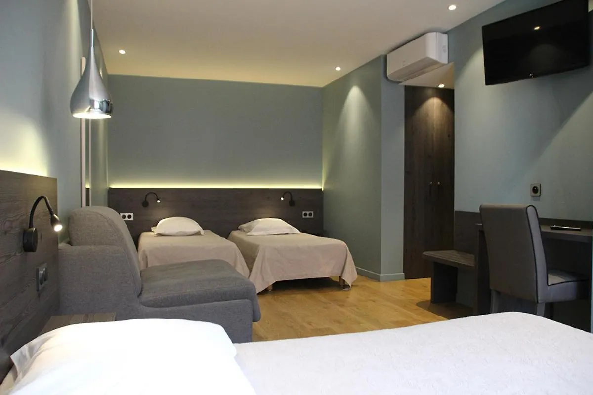 Hotel Le Pont Neuf Saint-Affrique