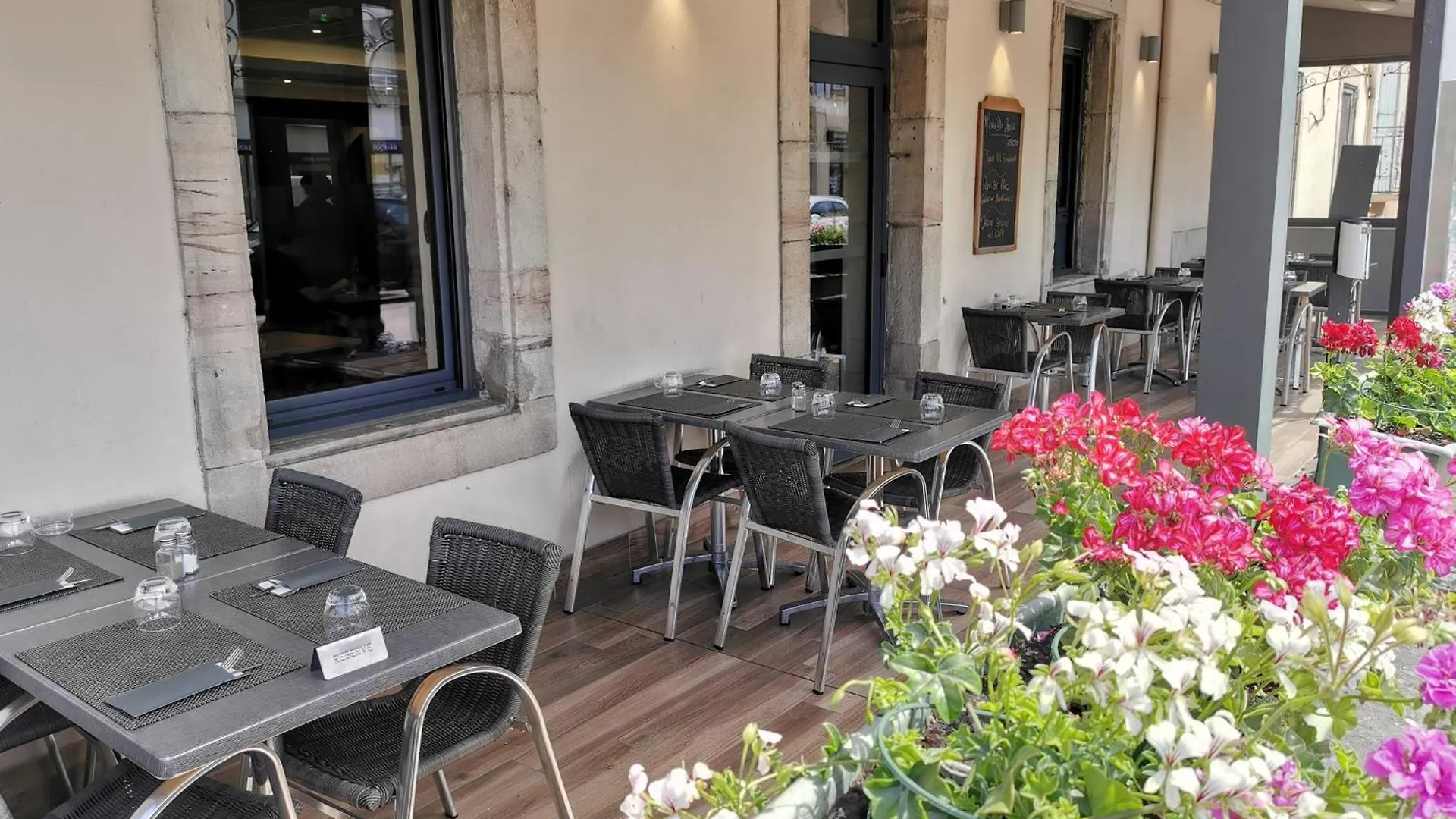 Hotel Le Pont Neuf Saint-Affrique